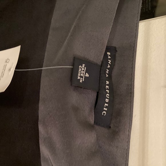 Grey skirt - Picture 3 of 3